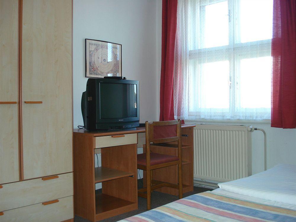 Pension Unie Praag Buitenkant foto