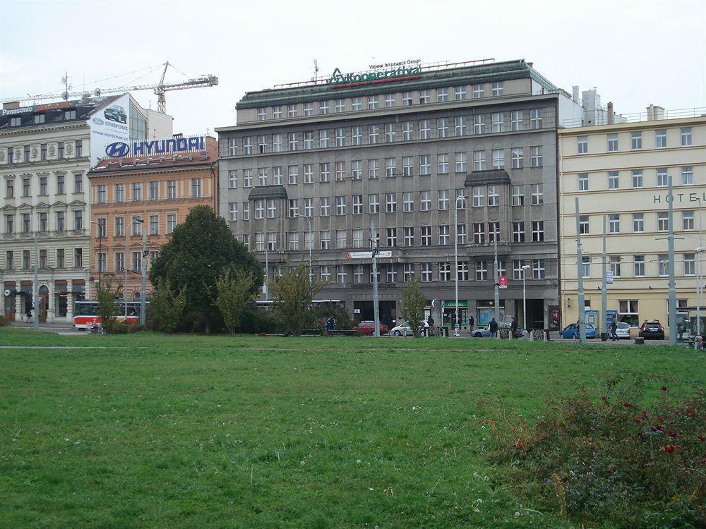 Pension Unie Praag Buitenkant foto