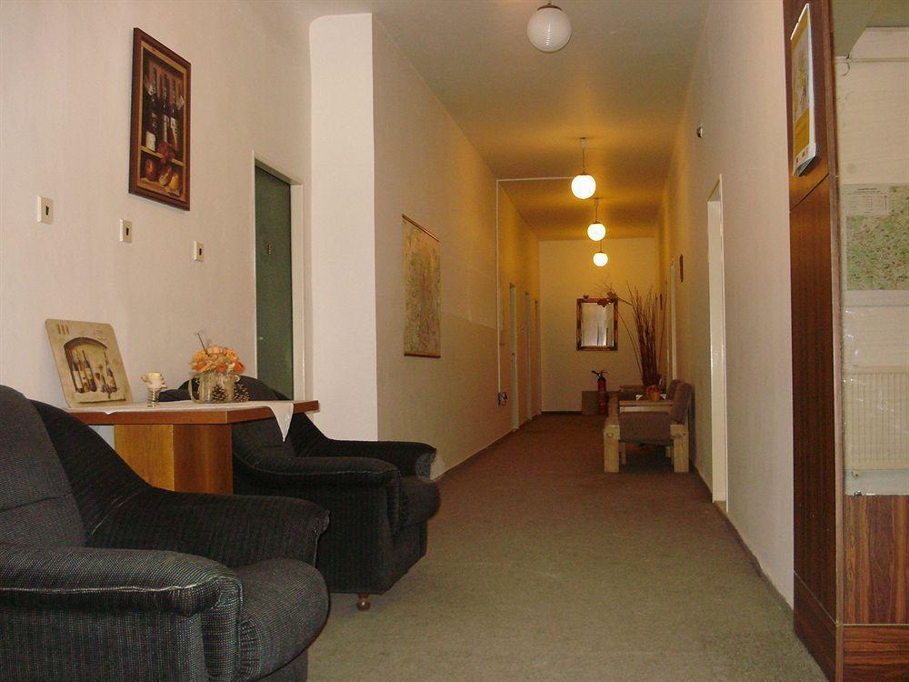 Pension Unie Praag Buitenkant foto